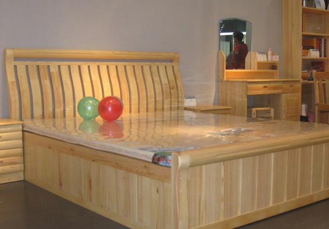 松木家具上白漆