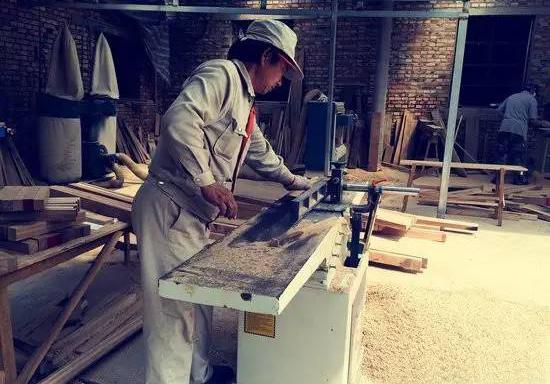 上海实木家具门板厂