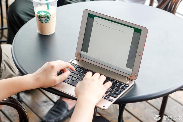 电脑同步软件到手机上吗