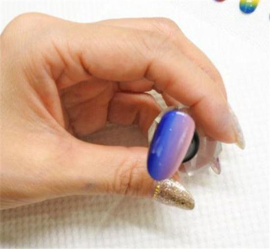 word双色渐变怎么做