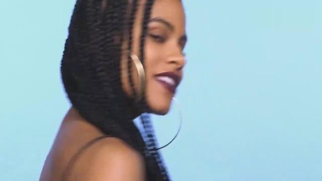 word2010的字显半边