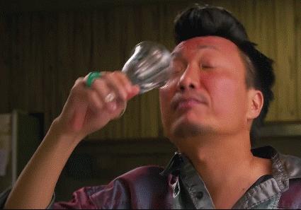 关于喝最烈的酒的句子