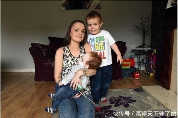 男孩天生没有大脑，医生建议安乐死，2岁时奇迹开口第一次叫妈妈