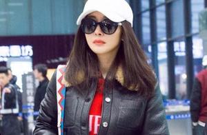 Net socks adds Yang Mi run airport showing a body, the back spells lubricious Bao Chao to suck eyeba