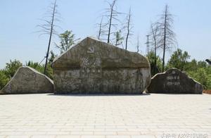 Below camera lens: Graveyard of general Chen Geng,