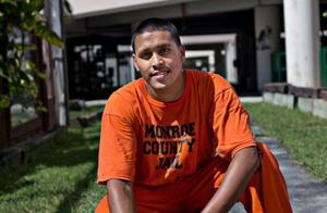 The jail is changed to cause the zoo, because of a