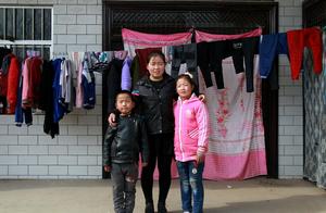 Parents dies in succession, 90 hind the girl carri