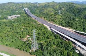 Hub of heart of lake of the high speed that uncove