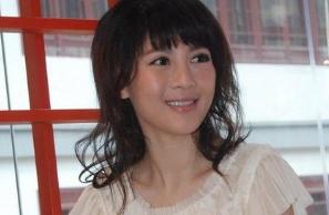 Shen Xing, was born in Jiangsu to visit Nantong to