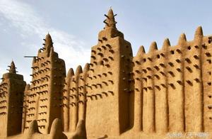 7 a lunar month of 30 days of world build a miracl