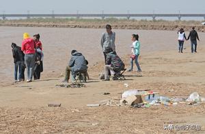 Netizen: Take away rubbish! 51 ends, park of wet g