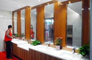 Hubei Yichang: Public toilet of scene area travel 