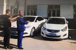 22 years old of girls spell a car rape on the road