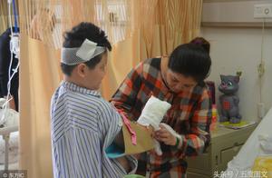 Accurate stepfather throws hand of 10 years old of