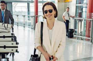 Recently, ya Clark shows the game actor Emily of influence body airport