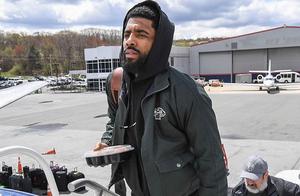 Ervine takes box meal to follow a line, fly to Mie