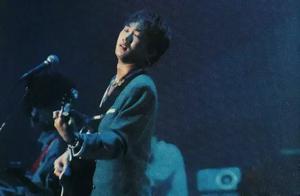 30 years ago, huang Jiaju wrote a song to mom, up 