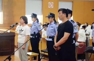 Firm firm hits wife spank on his face, cry greatly