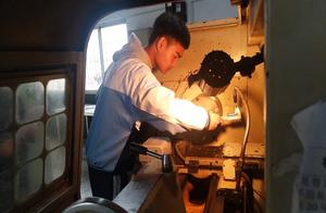 Technical secondary school of profession of source of peach of constant heart city: 