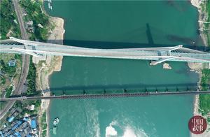 "Enlist in army " 59 years of Chongqing big brid