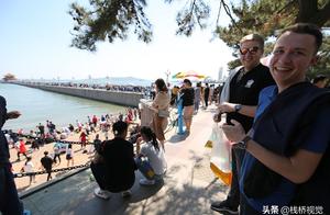 Landing stage of island of groups of the foreign c