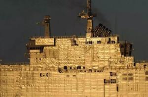 Is the surface of each country warship that enters