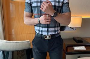 The shirt is the standard of mature man, ba Baoli\