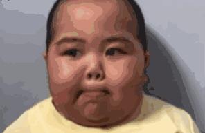 Exceed half the number is 35 years old of the following youths not to put money to oneself? The gun