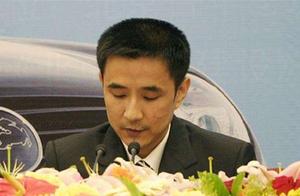 He sells one's early years gas station the petrif