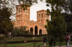 6 China student studying abroad is suspected of an