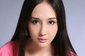 Tender woman, it is riant angel.