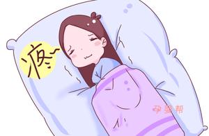 The woman is in come official holiday when, absolu