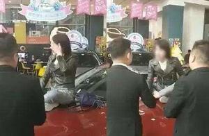 Run quickly woman's bicycle advocate lawsuit of t