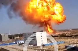 Tank car of parking lot of Shaanxi Yu Lin Yi explodes, of short duration did not receive personal ca