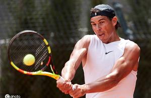 Nadaer prepares for war grain of clear and visible