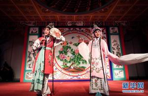 1000 lamps ancient town, the countryside of Kunqu 