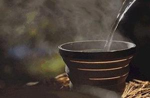 Stop at once! This kind of water drinks much meeti