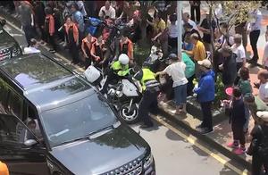 Cai English contuses police of people new north along with Hu Kai door: Case accident won't investi