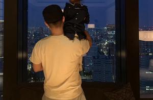 Chen He plaints the daughter grows quickly 