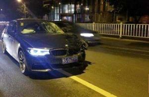 Liuzhou produces miserable intense traffic accident! Be apart of motor couple yin and yang, BMW male