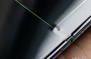 SamSung: Sticking film not to uncover a news brief