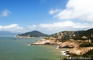 Boat hill archipelago (2) : It is Chinese the bigg