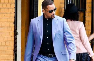 Weir Smith is worn handsome business suit shows bo