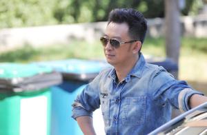 Once bright red big violet, disappear from the sce