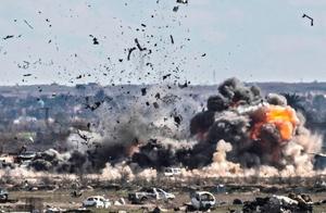 The trusted follower says Head IS escapes into Yid