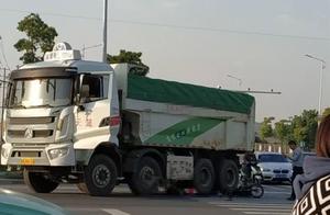 Jin Tan produces miserable intense traffic accident one case, passerby is ground by car of broken bi