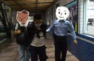 The man sells a school false record of formal scho