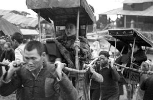 Old photograph: Hole of Chongqing Hong Ya lived 1941