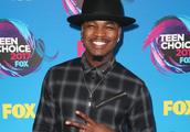 The United States " R&B prodigy " Ne-Yo shows a bo