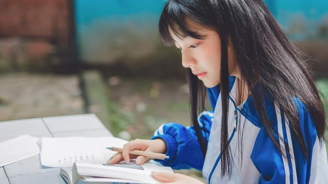 充实自己生活的作文